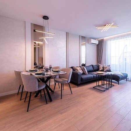 Sky Symphony Apartment Varna Exterior photo