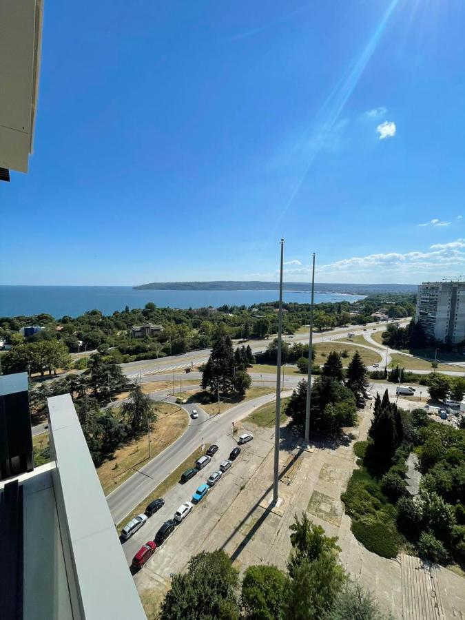Sky Symphony Apartment Varna Exterior photo